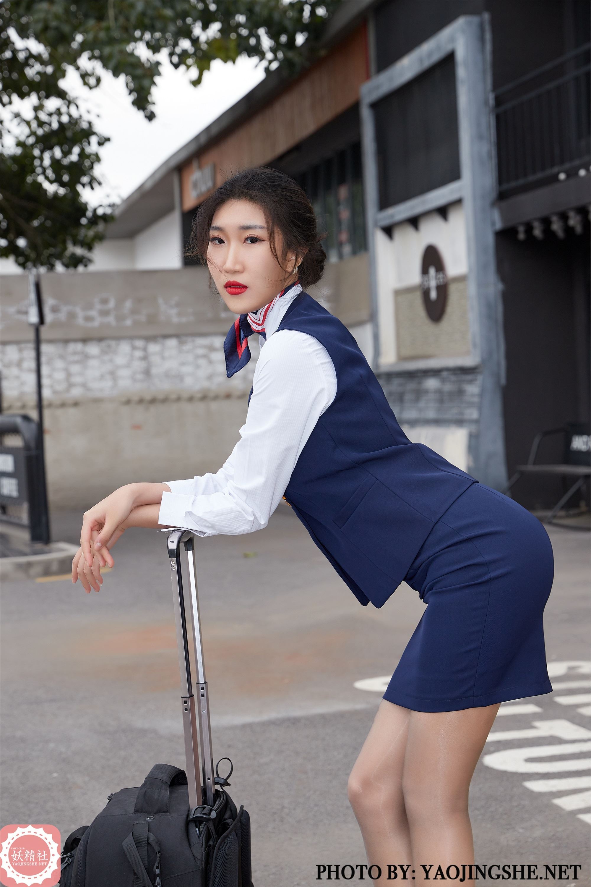 Yaojingshe Goblin Society T2045 Su Wei - A Day in the Life of a Stewardess